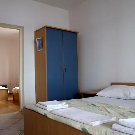 Ana Apartmán *